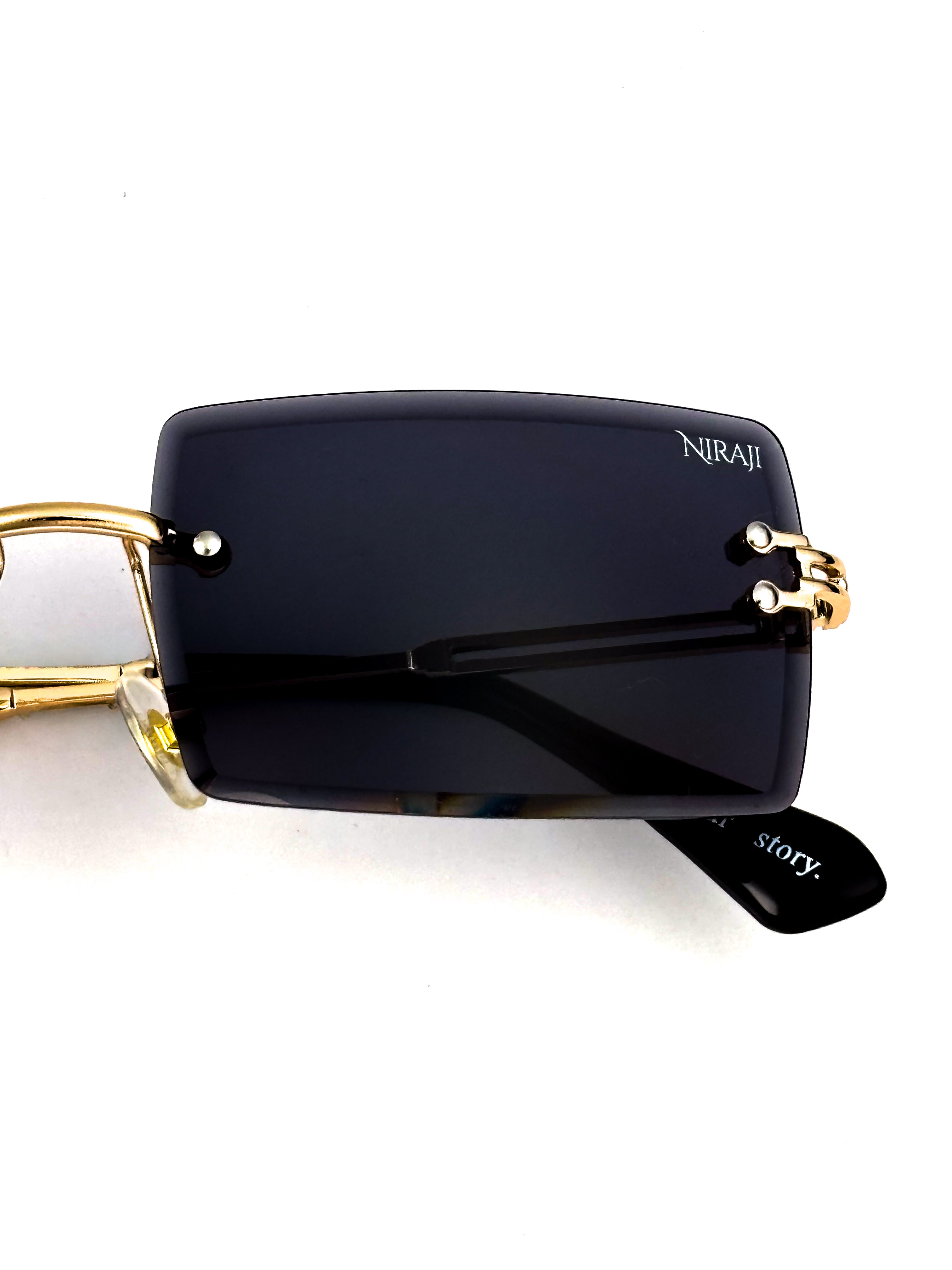 Fame | Black
